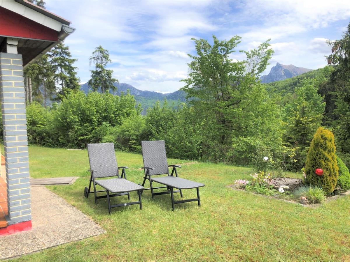 Ferienhaus Am Traunsee Mit Bergsicht Траункирхен Екстериор снимка